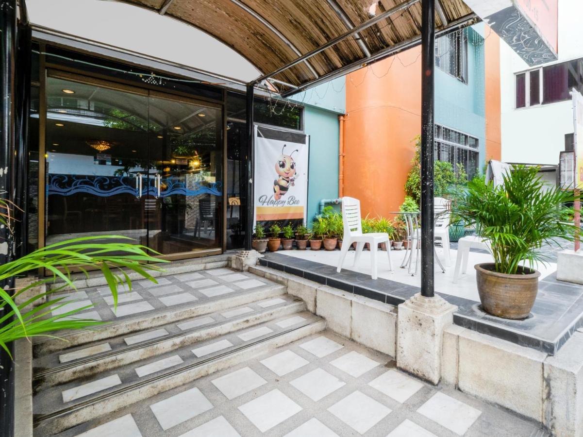 12Pm曼谷酒店 外观 照片