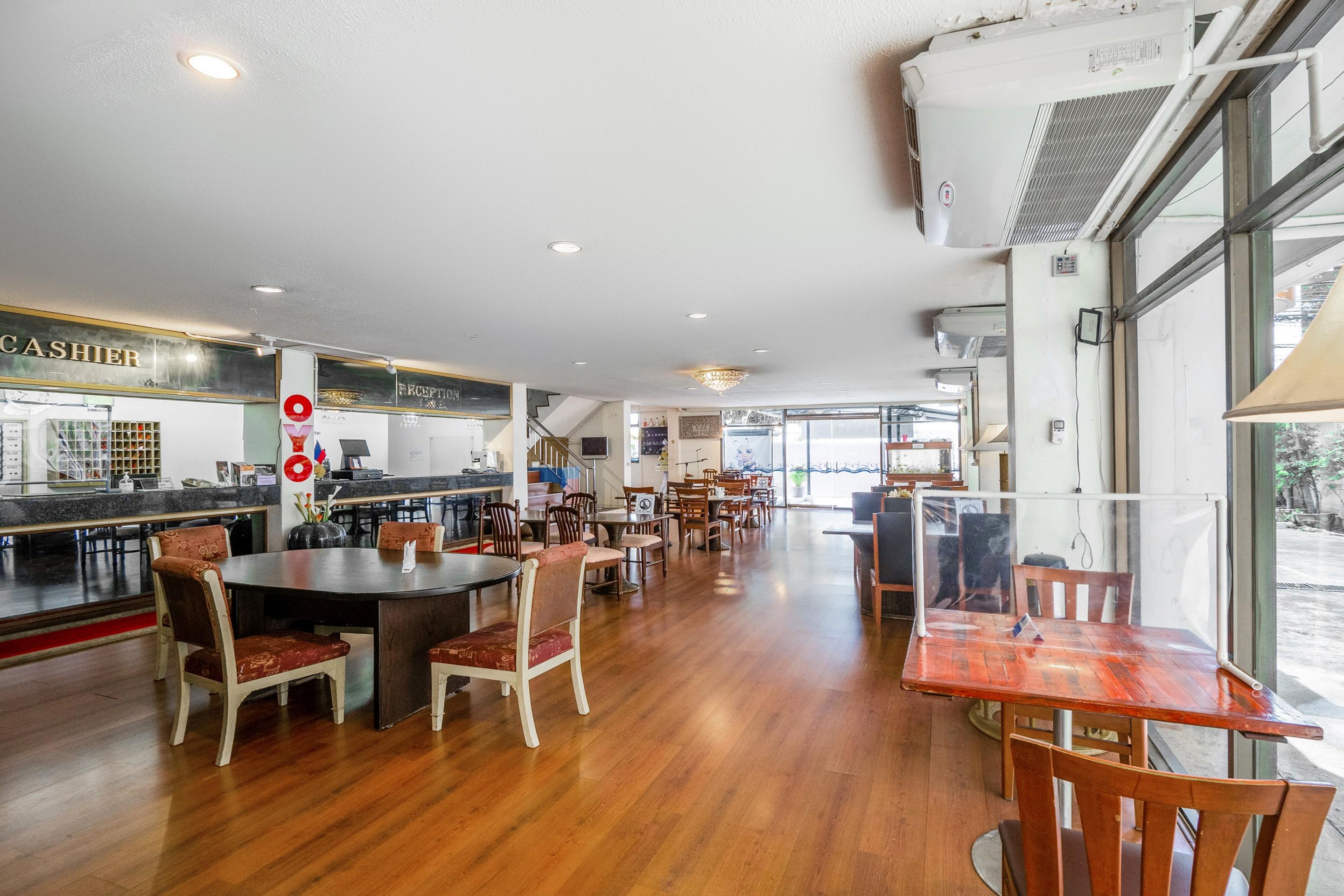 12Pm曼谷酒店 外观 照片