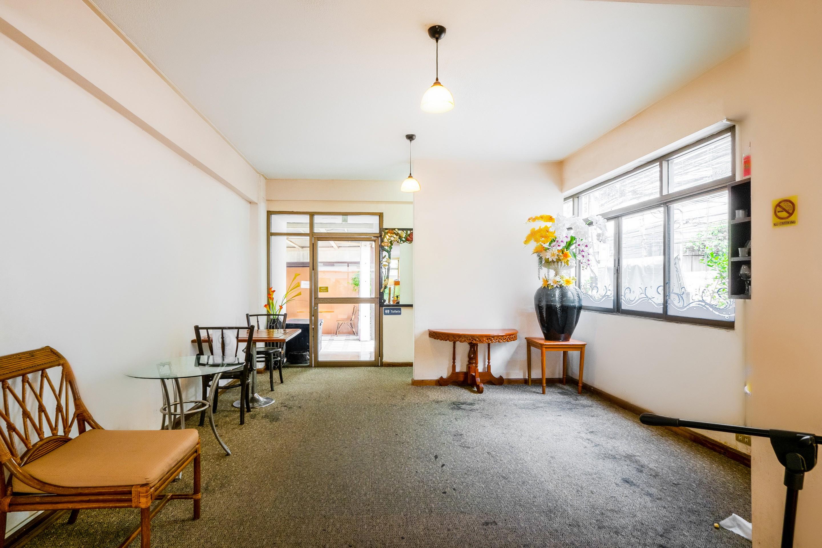 12Pm曼谷酒店 外观 照片