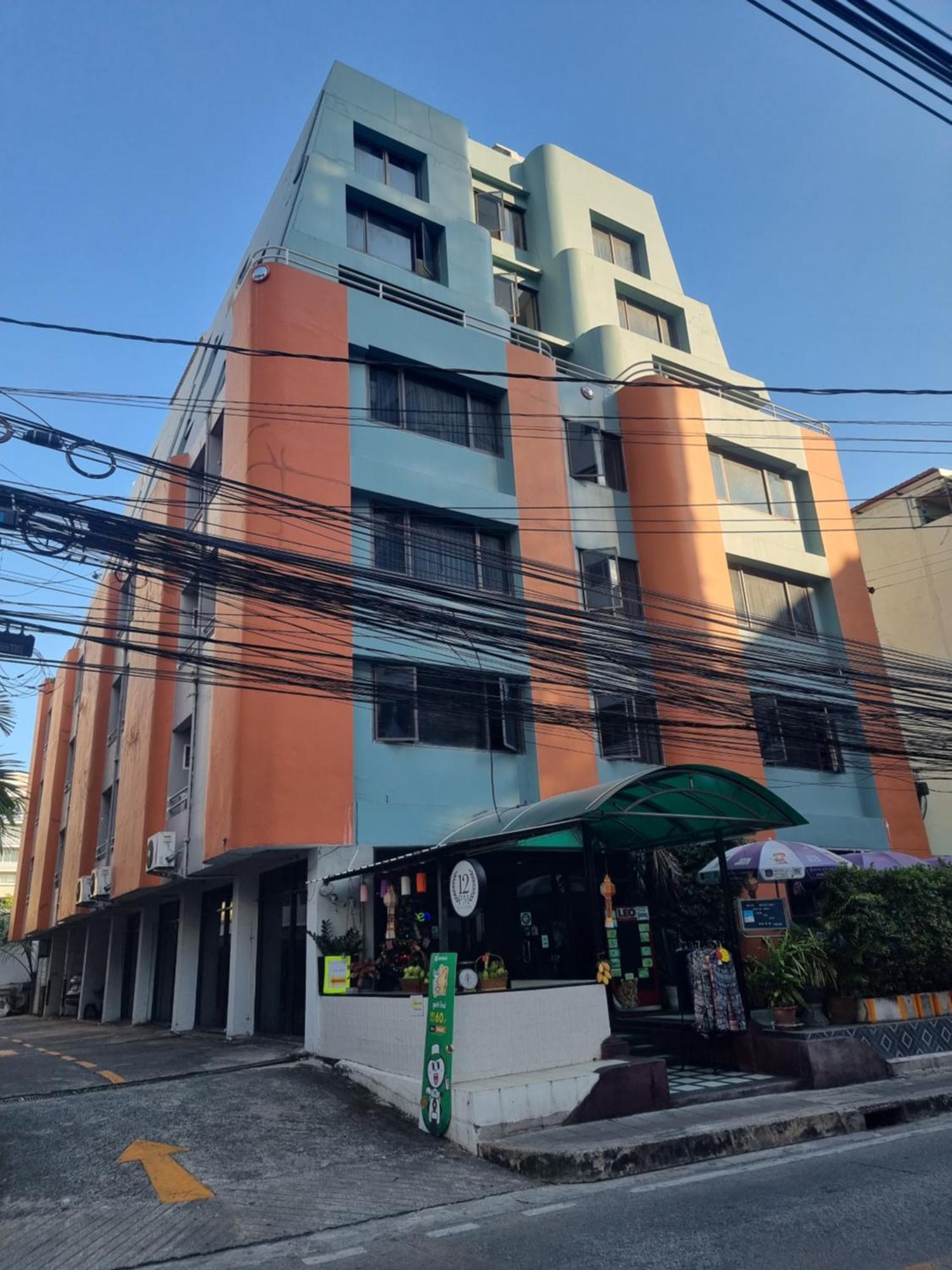 12Pm曼谷酒店 外观 照片